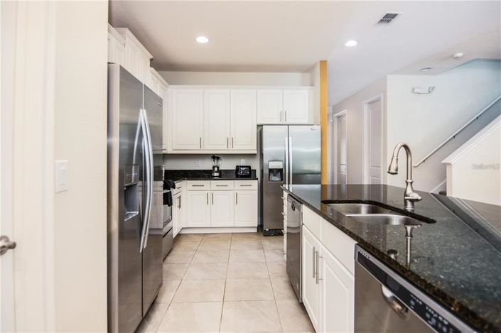 Image No.5-8 Bed Property for sale