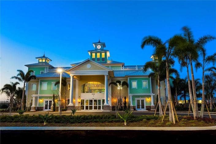 Image No.58-8 Bed Property for sale