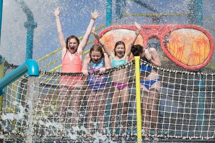 Image No.61-8 Bed Property for sale