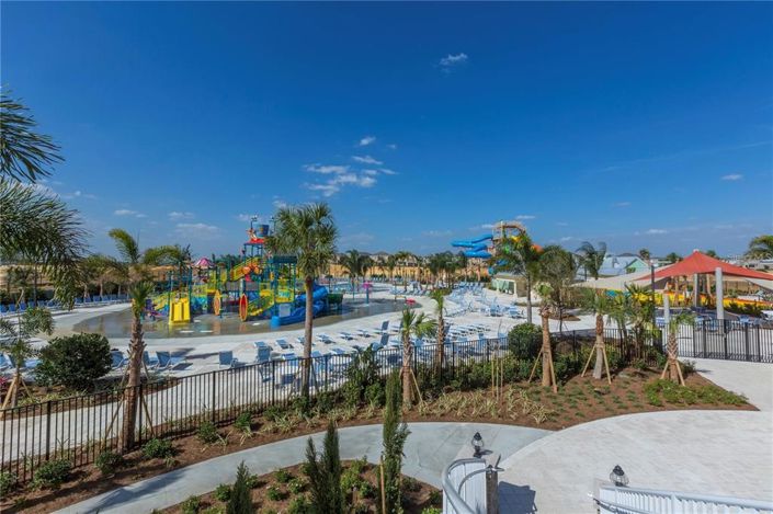 Image No.67-8 Bed Property for sale