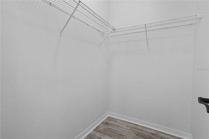 Image No.42-5 Bed Property for sale