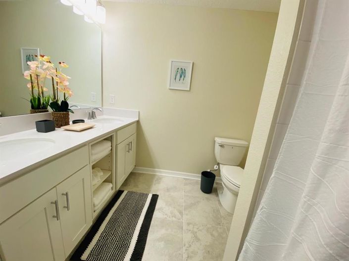 Image No.16-2 Bed Property for sale