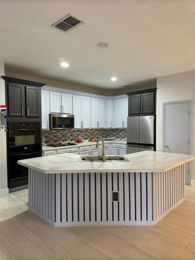 Image No.2-Propriété de 4 chambres à vendre à Kissimmee