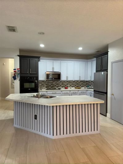 Image No.4-Propriété de 4 chambres à vendre à Kissimmee