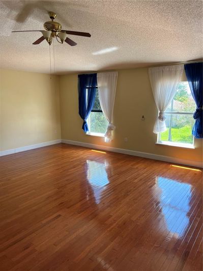 Image No.20-Propriété de 4 chambres à vendre à Kissimmee