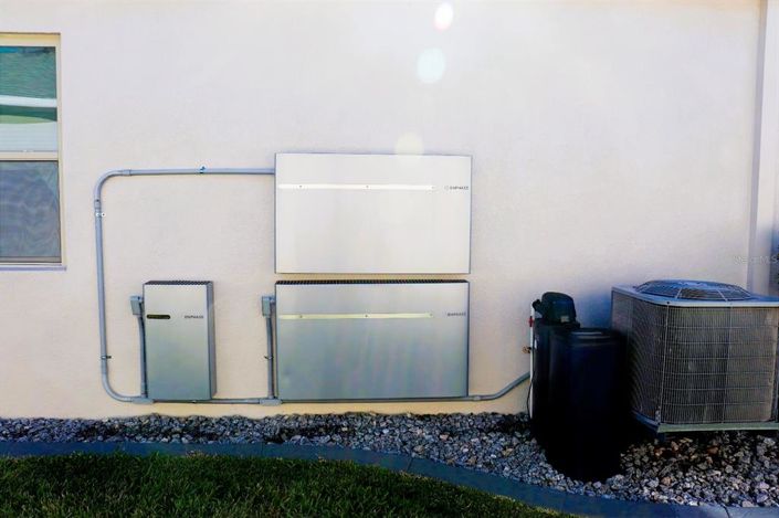 Image No.40-3 Bed Property for sale