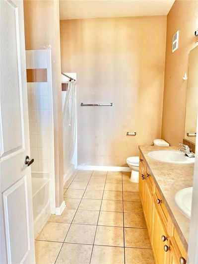 Image No.8-2 Bed Property for sale