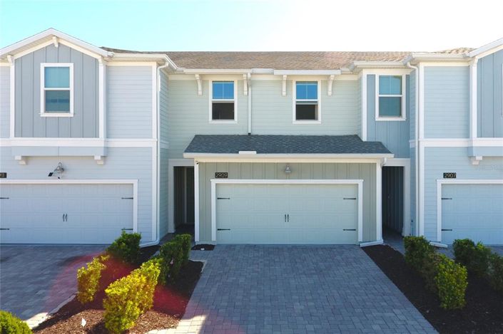 Image No.1-3 Bed Townhouse for sale