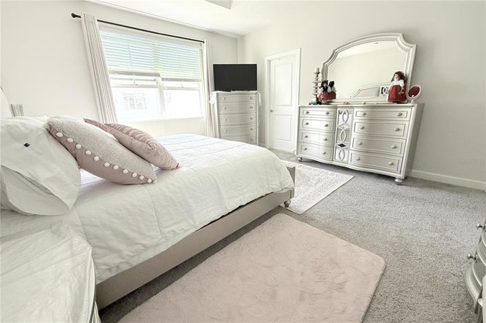 Image No.17-3 Bed Townhouse for sale