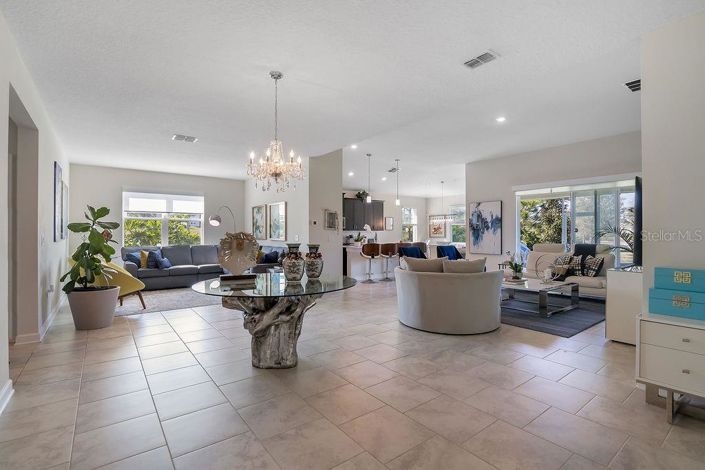 Image No.10-4 Bed Property for sale