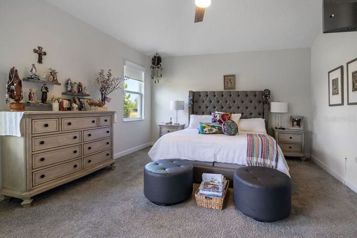 Image No.18-4 Bed Property for sale