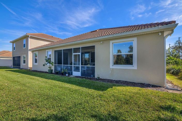 Image No.27-4 Bed Property for sale