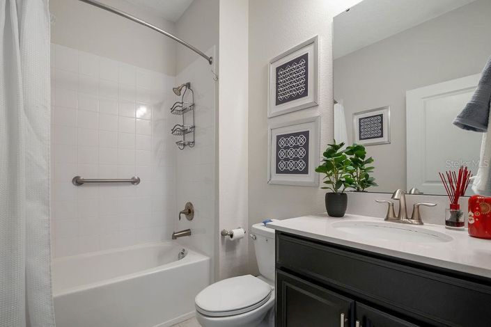 Image No.6-4 Bed Property for sale