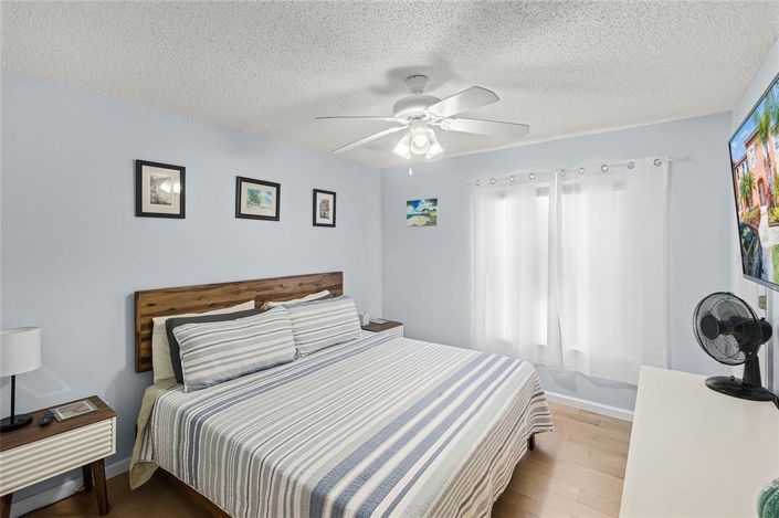 Image No.25-3 Bed Townhouse for sale