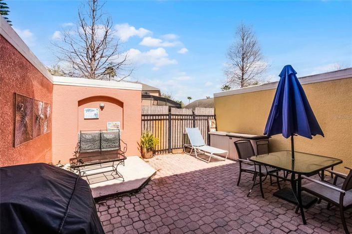 Image No.31-3 Bed Townhouse for sale