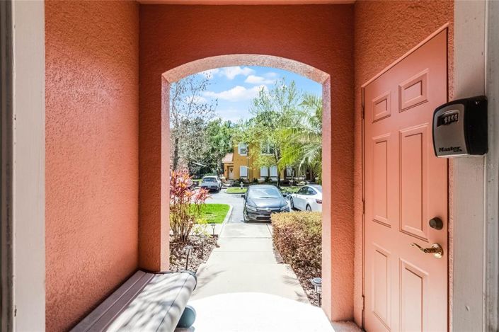 Image No.6-3 Bed Townhouse for sale