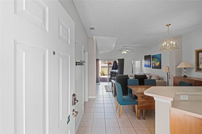 Image No.7-3 Bed Townhouse for sale