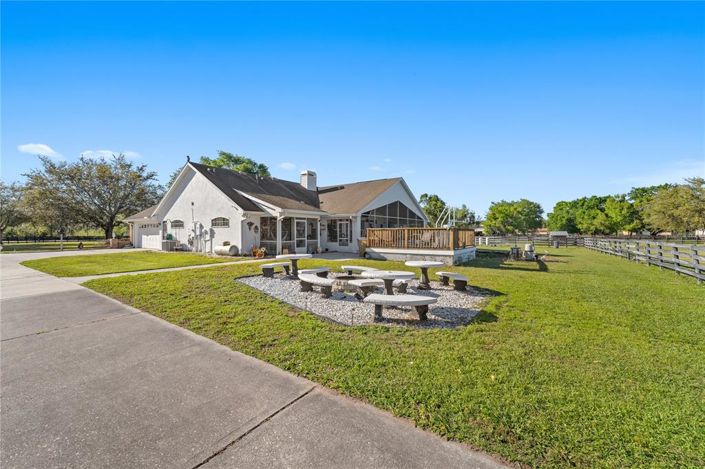 Image No.14-5 Bed Property for sale