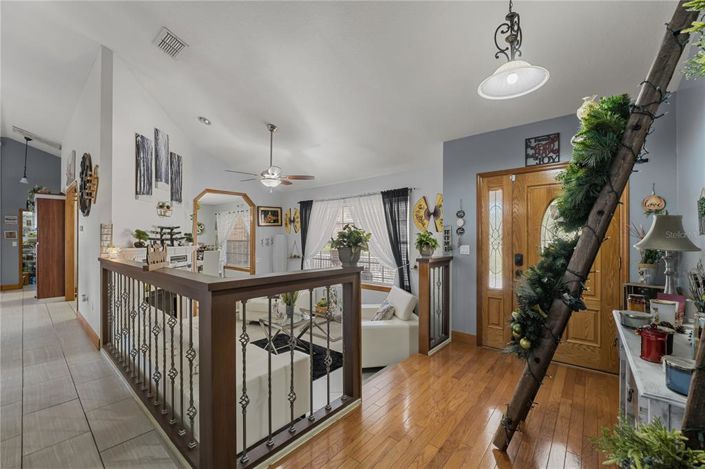 Image No.19-5 Bed Property for sale