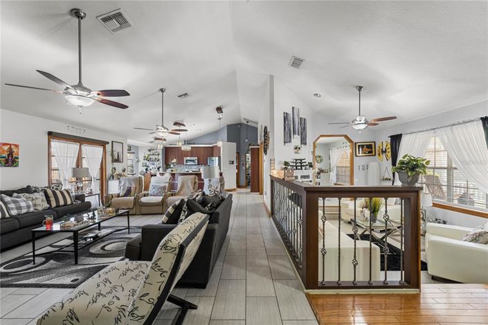 Image No.20-5 Bed Property for sale