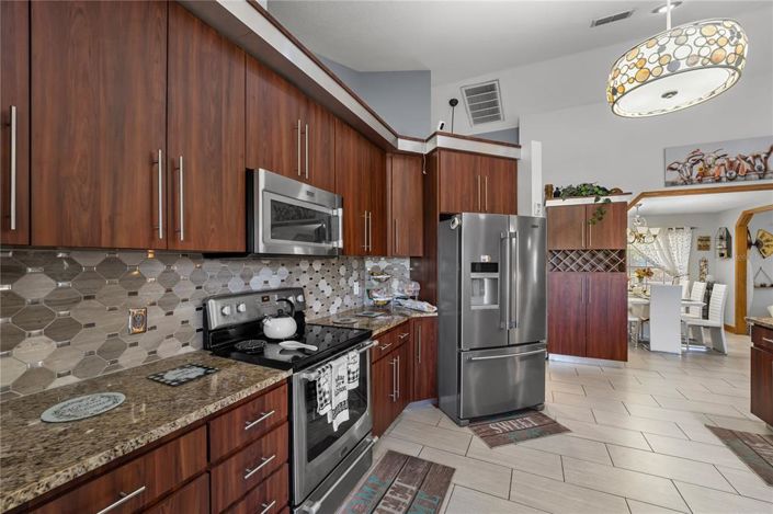 Image No.31-5 Bed Property for sale