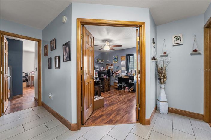 Image No.39-5 Bed Property for sale