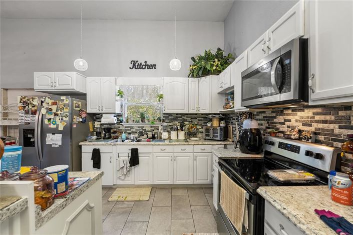 Image No.51-5 Bed Property for sale