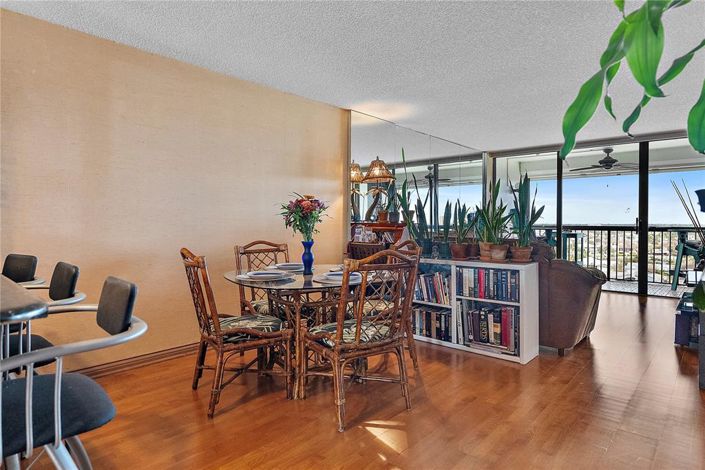 Image No.15-2 Bed Property for sale