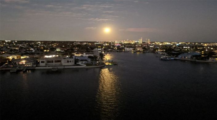 Image No.45-2 Bed Property for sale