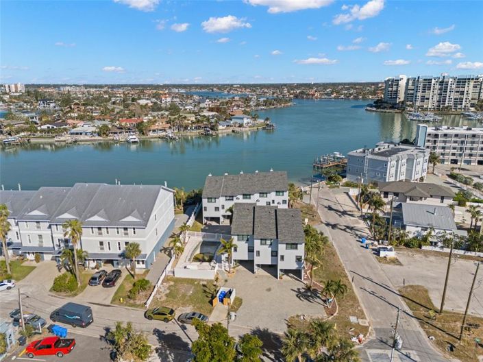 Image No.4-Maison de ville de 2 chambres à vendre à Treasure Island