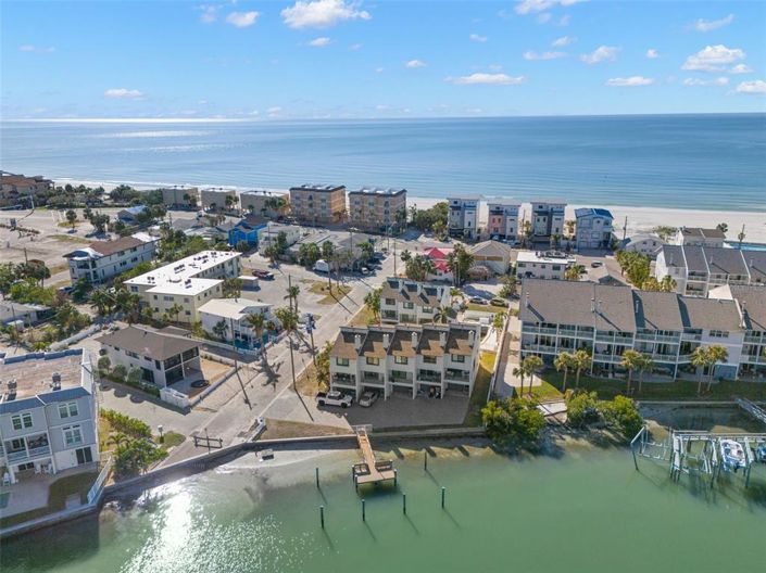 Image No.45-Maison de ville de 2 chambres à vendre à Treasure Island