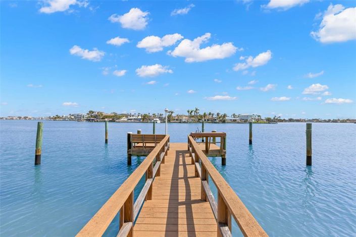 Image No.5-Maison de ville de 2 chambres à vendre à Treasure Island