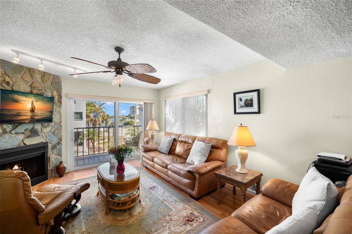 Image No.7-Maison de ville de 2 chambres à vendre à Treasure Island