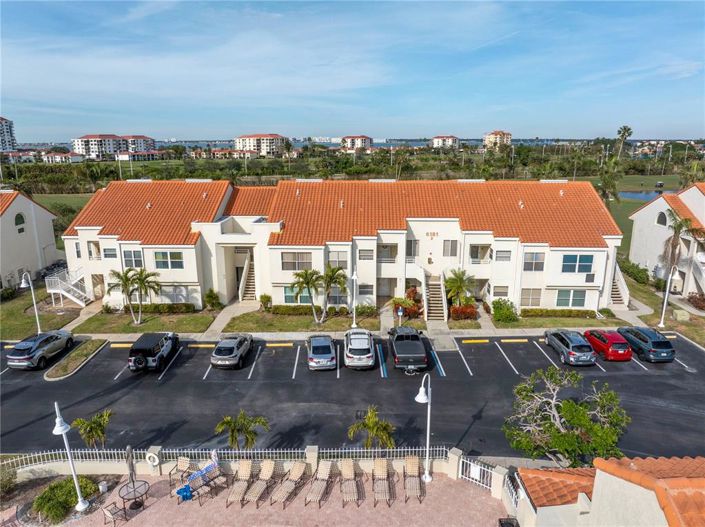 Image No.1-Propriété de 2 chambres à vendre à États-Unis