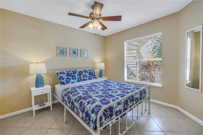 Image No.20-2 Bed Property for sale