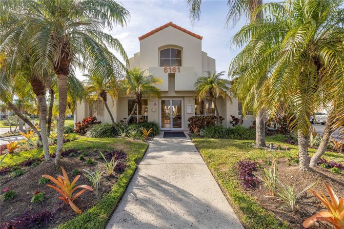 Image No.31-2 Bed Property for sale