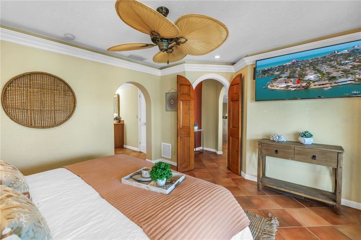 Image No.29-4 Bed Property for sale