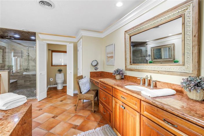 Image No.33-4 Bed Property for sale