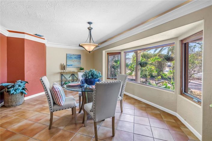 Image No.6-4 Bed Property for sale