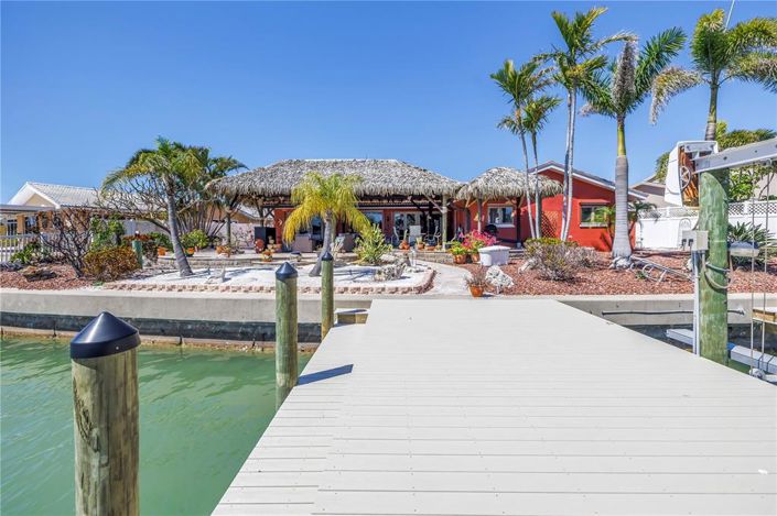 Image No.66-4 Bed Property for sale