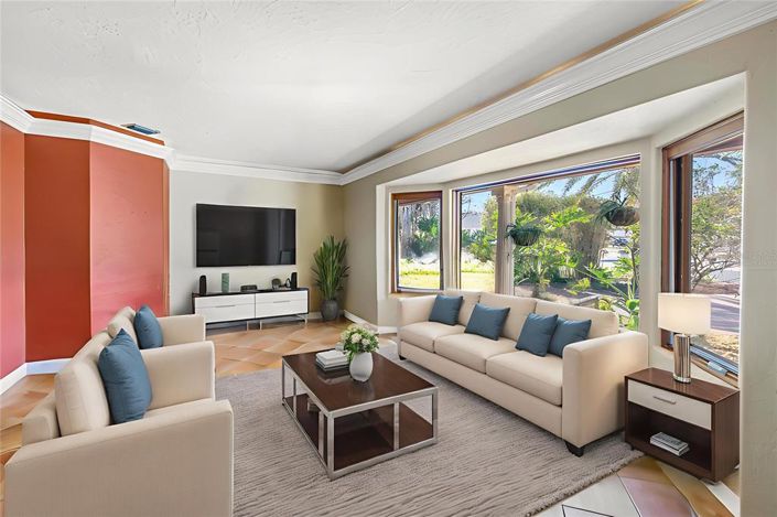 Image No.7-4 Bed Property for sale