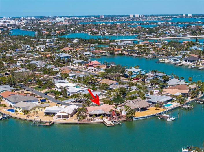 Image No.76-4 Bed Property for sale