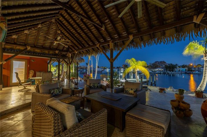 Image No.84-4 Bed Property for sale