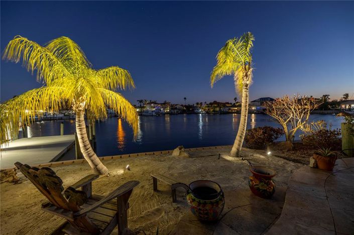 Image No.95-4 Bed Property for sale