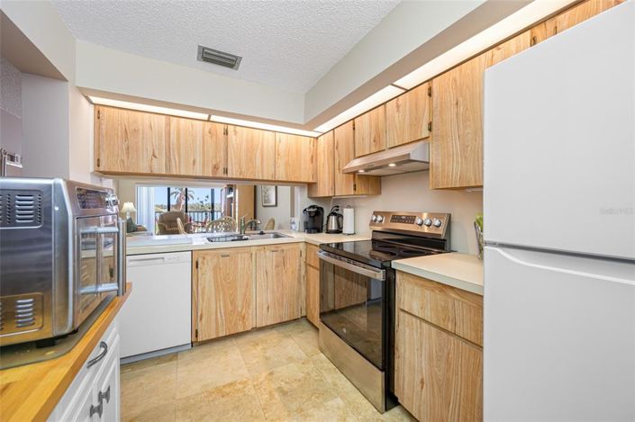 Image No.7-2 Bed Property for sale