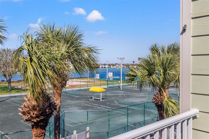 Image No.29-Maison de ville de 3 chambres à vendre à Treasure Island