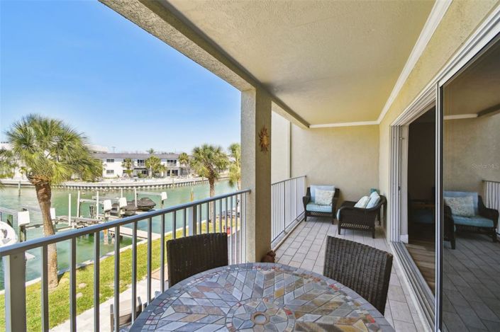 Image No.13-Maison de ville de 3 chambres à vendre à Treasure Island