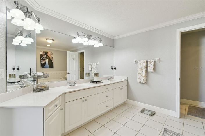 Image No.48-Maison de ville de 3 chambres à vendre à Treasure Island