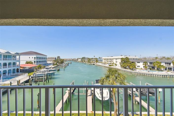 Image No.57-Maison de ville de 3 chambres à vendre à Treasure Island