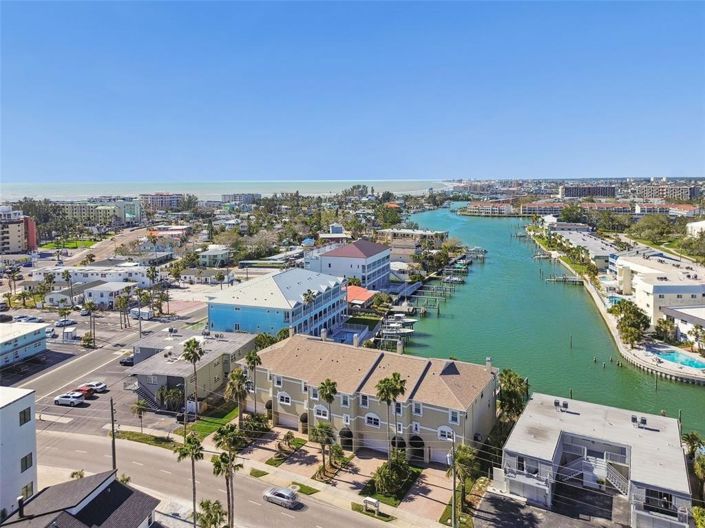 Image No.69-Maison de ville de 3 chambres à vendre à Treasure Island